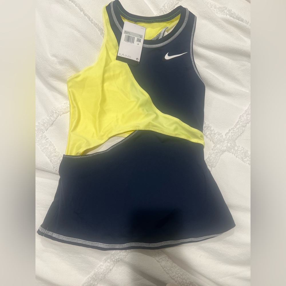 Nike Yellow and Navy Tennis/Workout Tank